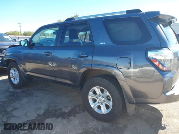 ✅ 2021 Toyota 4Runner SR5 • VIN: JTEEU5JR8M5228286 • Lot: 43500349. Listed on IAAI with 83,699 mi. Free auction sales archive from the USA and detailed vehicle history report at DreamBid. Image 14.