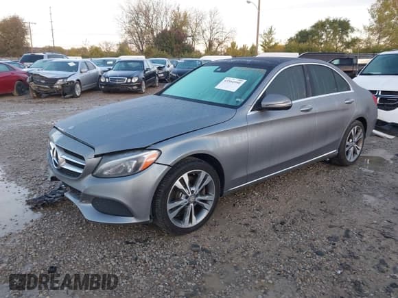 ✅ 2016 Mercedes-Benz C 300 • VIN: 55SWF4KB4GU135149 • Lot: 43584990. Listed on IAAI with 91,350 mi. Free auction sales archive from the USA and detailed vehicle history report at DreamBid. Image 17.