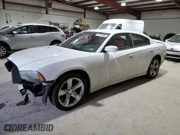 ✅ 2013 Dodge Charger SXT • VIN: 2C3CDXHGXDH546712 • Lot: 81340984. Listed on Copart with 155,146 mi. Free auction sales archive from the USA and detailed vehicle history report at DreamBid. Image 1.