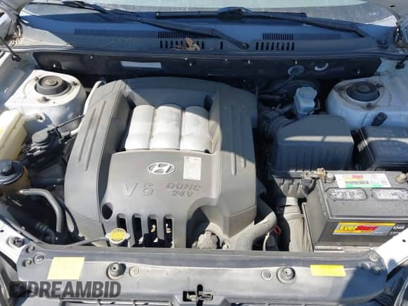 2005 Hyundai Santa Fe GLS с VIN KM8SC13D15U945622, выставлен на аукционе IAAI как лот 41722794 с пробегом Не указан миль и . История ставок и продаж доступна на DreamBid. Изображение 10.