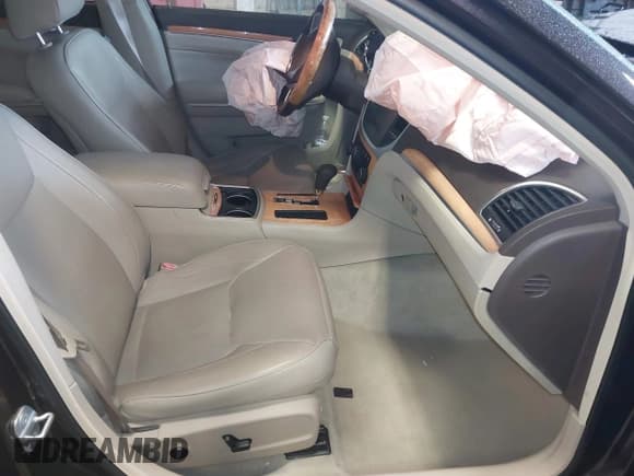 ✅ 2013 Chrysler 300 C • VIN: 2C3CCAET9DH577788 • Лот: 43437088. Опубликован ранее на IAAI с пробегом 107 497 миль. Бесплатный доступ к архиву аукционных продаж из США и подробный отчёт об истории автомобиля на DreamBid. Изображение 5.