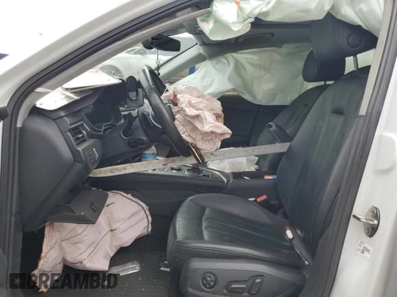 ✅ 2017 Audi A4 ultra Premium • VIN: WAUKMAF48HN058981 • Лот: 80941305. Опубликован ранее на Copart с пробегом 92 386 миль. Бесплатный доступ к архиву аукционных продаж из США и подробный отчёт об истории автомобиля на DreamBid. Изображение 7.