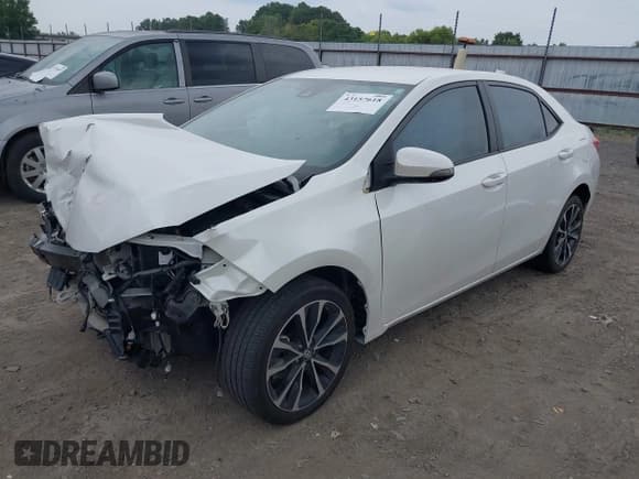✅ 2018 Toyota Corolla SE • VIN: 5YFBURHE2JP759564 • Лот: 43157618. Опубликован ранее на IAAI с пробегом 98 693 миль. Бесплатный доступ к архиву аукционных продаж из США и подробный отчёт об истории автомобиля на DreamBid. Изображение 18.