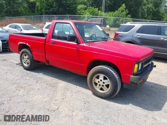 1992 Chevrolet S-10 EL X81 with VIN 1GCCT14ZXN8174072, listed as a IAAI auction lot 42467955 with 162,240 mi miles and . Bid and sale history available at DreamBid. Image 1.
