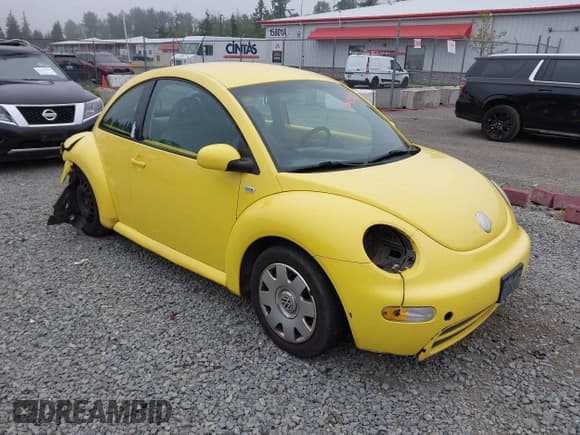 ✅ 2002 Volkswagen Beetle GL • VIN: 3VWBK21C12M428700 • Лот: 42430642. Опубликован ранее на IAAI с пробегом 160 262 миль. Бесплатный доступ к архиву аукционных продаж из США и подробный отчёт об истории автомобиля на DreamBid. Изображение 1.