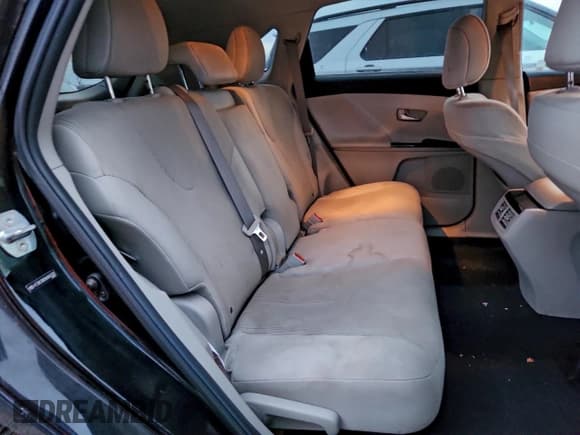 ✅ 2010 Toyota Venza • VIN: 4T3BK3BB9AU043302 • Lot: 93550345. Listed on Copart with 144,138 mi. Free auction sales archive from the USA and detailed vehicle history report at DreamBid. Image 11.