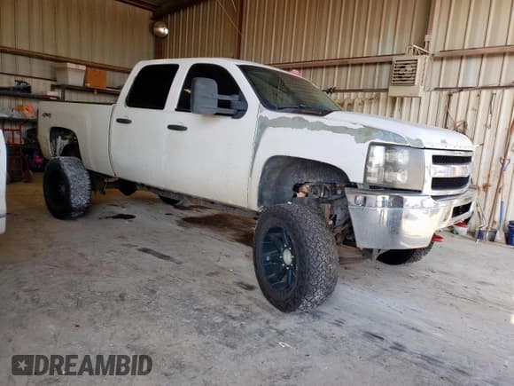 ✅ 2011 Chevrolet Silverado 2500HD LT • VIN: 1GC1KXCG9BF247713 • Lot: 65043095. Listed on Copart with Not provided. Free auction sales archive from the USA and detailed vehicle history report at DreamBid. Image 4.