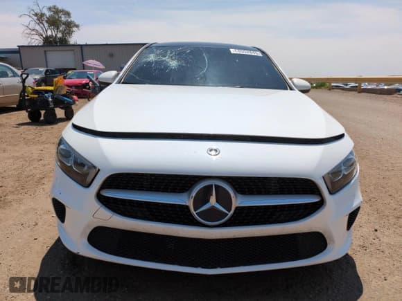 ✅ 2020 Mercedes-Benz A 220 • VIN: W1K3G4EB9LJ233101 • Lot: 68552845. Wystawiony na Copart z przebiegiem 16 202 mil. Bezpłatny archiwum sprzedaży aukcyjnych z USA i szczegółowy raport historii pojazdu na DreamBid. Zdjęcie 5.