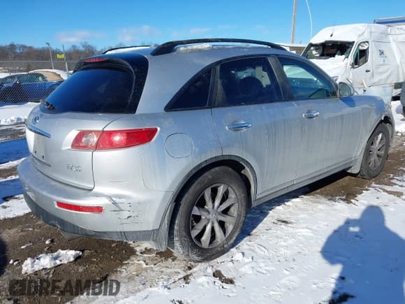 ✅ 2008 Infiniti FX • VIN: JNRAS08U48X100627 • Lot: 41234832. Wystawiony na IAAI z przebiegiem 199 499 mil. Bezpłatny archiwum sprzedaży aukcyjnych z USA i szczegółowy raport historii pojazdu na DreamBid. Zdjęcie 4.