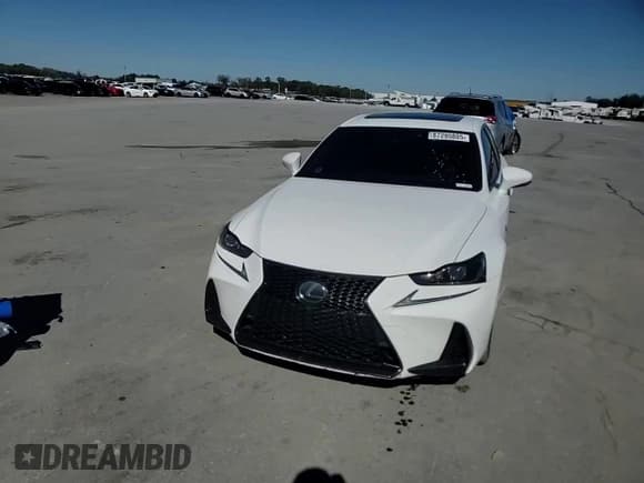 ✅ 2020 Lexus IS 300 F Sport • VIN: JTHGA1D23L5103075 • Lot: 87295805. Wystawiony na Copart z przebiegiem 78 984 mil. Bezpłatny archiwum sprzedaży aukcyjnych z USA i szczegółowy raport historii pojazdu na DreamBid. Zdjęcie 13.