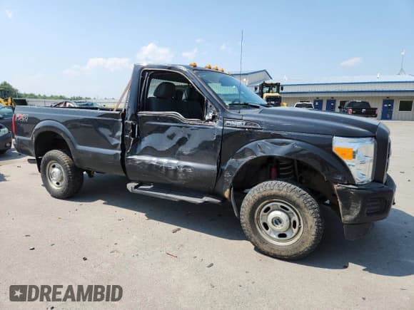 ✅ 2015 Ford F-250 XLT • VIN: 1FTBF2B63FEC74941 • Lot: 59728715. Wystawiony na Copart z przebiegiem 103 478 mil. Bezpłatny archiwum sprzedaży aukcyjnych z USA i szczegółowy raport historii pojazdu na DreamBid. Zdjęcie 4.