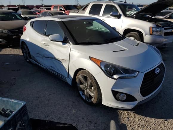 ✅ 2014 Hyundai Veloster Turbo • VIN: KMHTC6AE2EU197623 • Lot: 80214114. Wystawiony na Copart z przebiegiem 18 466 mil. Bezpłatny archiwum sprzedaży aukcyjnych z USA i szczegółowy raport historii pojazdu na DreamBid. Zdjęcie 4.