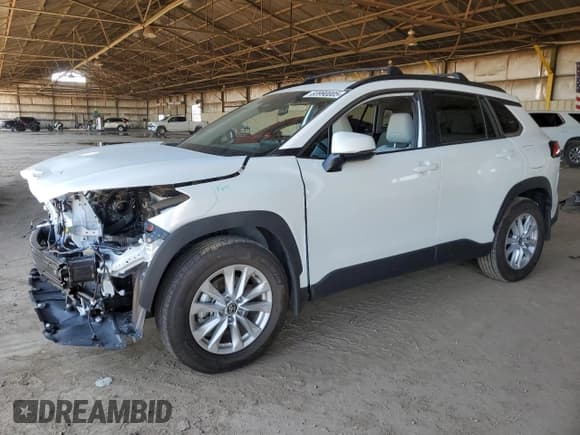 ✅ 2024 Toyota Corolla Cross LE • VIN: 7MUBAABG4RV112726 • Lot: 83990005. Listed on Copart with 4,269 mi. Free auction sales archive from the USA and detailed vehicle history report at DreamBid. Image 1.