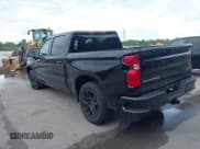 ✅ 2023 Chevrolet Silverado 1500 Custom • VIN: 3GCPABEK6PG159709 • Lot: 43142018. Wystawiony na IAAI z przebiegiem Nie podano. Bezpłatny archiwum sprzedaży aukcyjnych z USA i szczegółowy raport historii pojazdu na DreamBid. Zdjęcie 3.