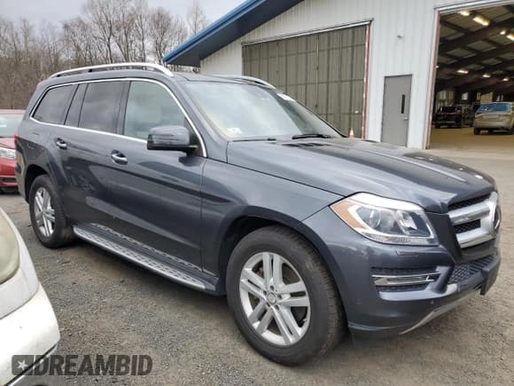 ✅ 2016 Mercedes-Benz GL 450 • VIN: 4JGDF6EE7GA634638 • Lot: 93010795. Wystawiony na Copart z przebiegiem 132 194 mil. Bezpłatny archiwum sprzedaży aukcyjnych z USA i szczegółowy raport historii pojazdu na DreamBid. Zdjęcie 4.