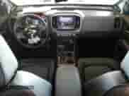 2020 Chevrolet Colorado 2WD Z71 z VIN 1GCGSDEN2L1124886, wystawiony jako Copart lot #49735425 z przebiegiem 36 643 mil mil oraz Szkoda całkowita • Salvage title. Historia ofert i sprzedaży dostępna na DreamBid. Obrazek 8.