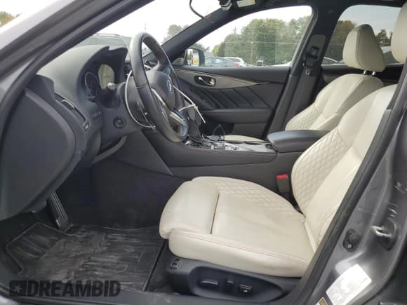 ✅ 2019 Infiniti Q50 Red Sport 400 • VIN: JN1FV7AR8KM801212 • Лот: 80868635. Опубликован ранее на Copart с пробегом Не указан. Бесплатный доступ к архиву аукционных продаж из США и подробный отчёт об истории автомобиля на DreamBid. Изображение 7.