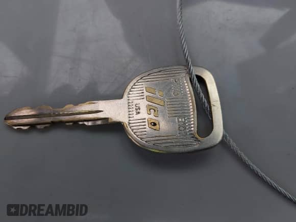 2003 Chevrolet Malibu z VIN 1G1ND52J63M580342, wystawiony jako IAAI lot #41275300 z przebiegiem 156 346 mil mil oraz . Historia ofert i sprzedaży dostępna na DreamBid. Obrazek 11.