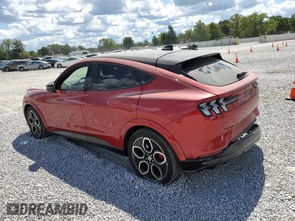 ✅ 2021 Ford Mustang Mach-E GT • VIN: 3FMTK4SE2MME00499 • Lot: 70150485. Wystawiony na Copart z przebiegiem 68 849 mil. Bezpłatny archiwum sprzedaży aukcyjnych z USA i szczegółowy raport historii pojazdu na DreamBid. Zdjęcie 2.