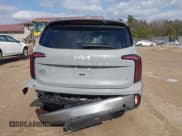 ✅ 2023 Kia Telluride SX • VIN: 5XYP5DGC2PG400265 • Lot: 42100237. Wystawiony na IAAI z przebiegiem 44 544 mil. Bezpłatny archiwum sprzedaży aukcyjnych z USA i szczegółowy raport historii pojazdu na DreamBid. Zdjęcie 16.