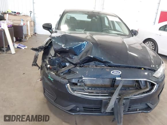 ✅ 2020 Ford Fusion SE • VIN: 3FA6P0HD9LR149787 • Lot: 42199141. Listed on IAAI with 69,466 mi. Free auction sales archive from the USA and detailed vehicle history report at DreamBid. Image 6.