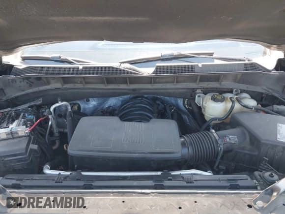 ✅ 2019 Chevrolet Silverado 1500 High Country • VIN: 3GCPWFED0KG128202 • Lot: 42626791. Wystawiony na IAAI z przebiegiem 132 247 mil. Bezpłatny archiwum sprzedaży aukcyjnych z USA i szczegółowy raport historii pojazdu na DreamBid. Zdjęcie 10.