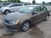 ✅ 2015 Volkswagen Jetta SE • VIN: 3VWD07AJXFM289988 • Лот: 42322842. Опубликован ранее на IAAI с пробегом 131 998 миль. Бесплатный доступ к архиву аукционных продаж из США и подробный отчёт об истории автомобиля на DreamBid. Изображение 2.