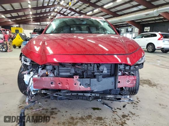 ✅ 2022 Mazda CX-30 Premium • VIN: 3MVDMBDY3NM428407 • Lot: 82110265. Wystawiony na Copart z przebiegiem 22 947 mil. Bezpłatny archiwum sprzedaży aukcyjnych z USA i szczegółowy raport historii pojazdu na DreamBid. Zdjęcie 5.