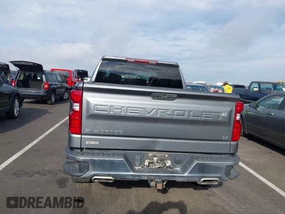 ✅ 2021 Chevrolet Silverado 1500 LT • VIN: 3GCUYDED9MG196454 • Lot: 43286835. Wystawiony na IAAI z przebiegiem 82 528 mil. Bezpłatny archiwum sprzedaży aukcyjnych z USA i szczegółowy raport historii pojazdu na DreamBid. Zdjęcie 16.