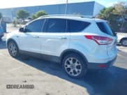 ✅ 2014 Ford Escape Titanium • VIN: 1FMCU0JXXEUD79081 • Лот: 43752505. Опубликован ранее на IAAI с пробегом 133 728 миль. Бесплатный доступ к архиву аукционных продаж из США и подробный отчёт об истории автомобиля на DreamBid. Изображение 3.
