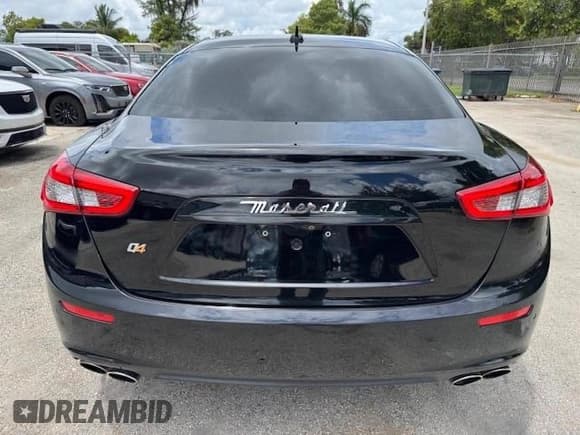 ✅ 2017 Maserati Ghibli S • VIN: ZAM57RSA3H1206281 • Lot: 86127005. Wystawiony na Copart z przebiegiem 69 326 mil. Bezpłatny archiwum sprzedaży aukcyjnych z USA i szczegółowy raport historii pojazdu na DreamBid. Zdjęcie 6.