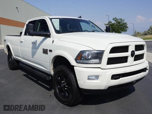 ✅ 2017 Ram 2500 • VIN: 3C6UR5KJ3HG676158 • Lot: 83428014. Wystawiony na Copart z przebiegiem 102 336 mil. Bezpłatny archiwum sprzedaży aukcyjnych z USA i szczegółowy raport historii pojazdu na DreamBid. Zdjęcie 1.