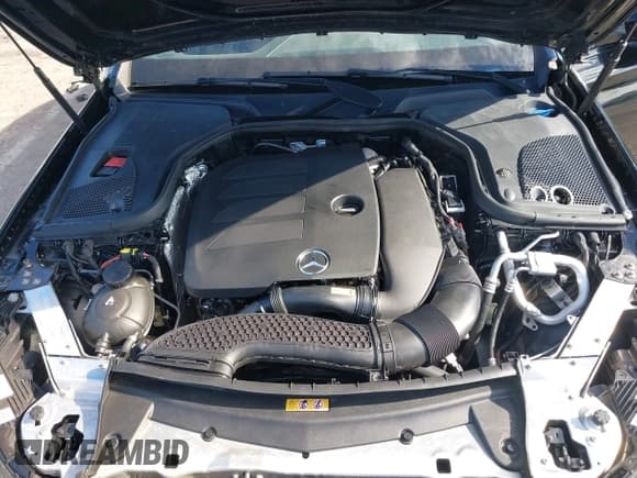 ✅ 2022 Mercedes-Benz E 350 • VIN: W1KZF8DB2NB096182 • Lot: 43758535. Listed on IAAI with 90,993 mi. Free auction sales archive from the USA and detailed vehicle history report at DreamBid. Image 10.