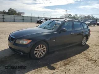 ✅ 2007 BMW 3 Series 328xi • VIN: WBAVT73507FZ36444 • Lot: 45469725. Wystawiony na Copart z przebiegiem 138 688 mil. Bezpłatny archiwum sprzedaży aukcyjnych z USA i szczegółowy raport historii pojazdu na DreamBid. Zdjęcie 1.