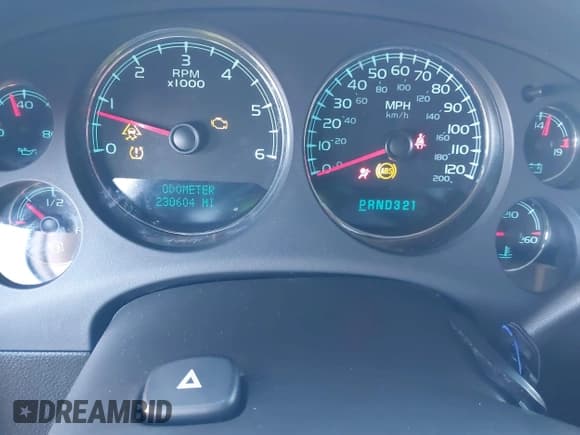 ✅ 2007 Chevrolet Tahoe LS • VIN: 1GNFC13C37R426789 • Lot: 43845931. Listed on IAAI with 230,604 mi. Free auction sales archive from the USA and detailed vehicle history report at DreamBid. Image 7.