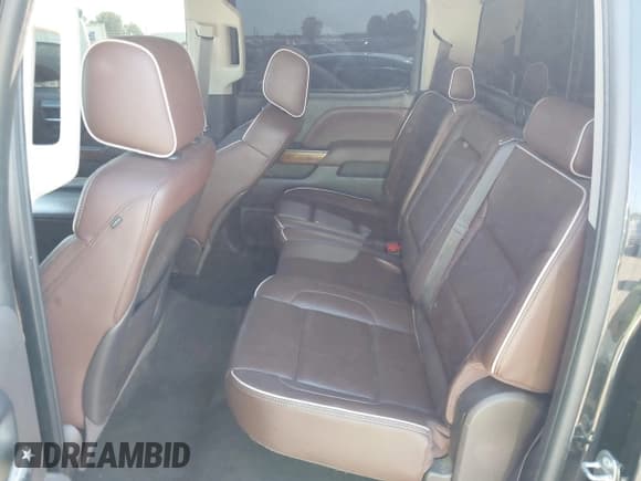 ✅ 2015 Chevrolet Silverado 1500 High Country • VIN: 3GCUKTEJ6FG187019 • Лот: 42836069. Опубликован ранее на IAAI с пробегом 144 832 миль. Бесплатный доступ к архиву аукционных продаж из США и подробный отчёт об истории автомобиля на DreamBid. Изображение 8.