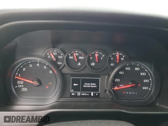 ✅ 2021 Chevrolet Silverado 1500 Custom • VIN: 3GCPYBEKXMG273994 • Lot: 71317344. Wystawiony na Copart z przebiegiem 44 616 mil. Bezpłatny archiwum sprzedaży aukcyjnych z USA i szczegółowy raport historii pojazdu na DreamBid. Zdjęcie 9.