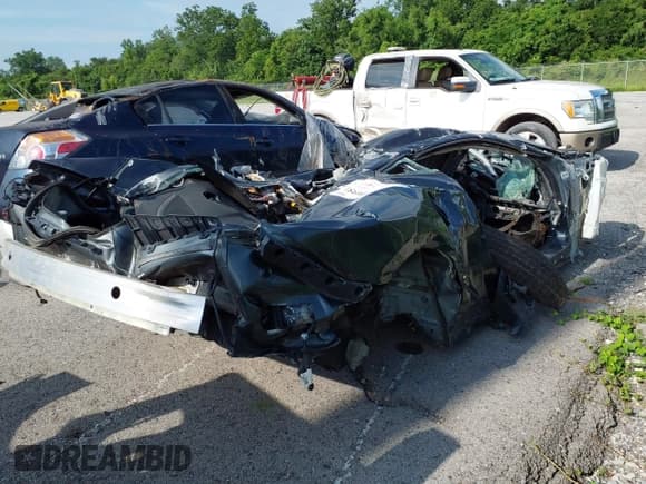 ✅ 2017 Chevrolet Camaro 1SS • VIN: 1G1FE1R73H0167636 • Lot: 39606951. Wystawiony na IAAI z przebiegiem Nie podano. Bezpłatny archiwum sprzedaży aukcyjnych z USA i szczegółowy raport historii pojazdu na DreamBid. Zdjęcie 4.