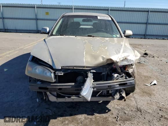 2005 Hyundai Elantra GLS с VIN KMHDN56D15U165884, выставлен на аукционе Copart как лот 76566484 с пробегом Не указан миль и Списание • Salvage title. История ставок и продаж доступна на DreamBid. Изображение 5.