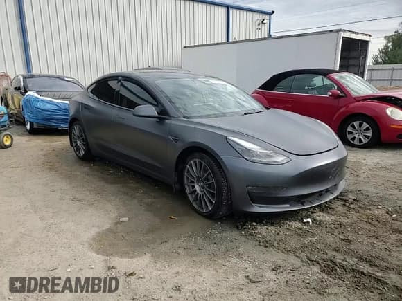 ✅ 2021 Tesla Model 3 Performance • VIN: 5YJ3E1EC3MF981150 • Lot: 94742195. Wystawiony na Copart z przebiegiem 75 478 mil. Bezpłatny archiwum sprzedaży aukcyjnych z USA i szczegółowy raport historii pojazdu na DreamBid. Zdjęcie 13.