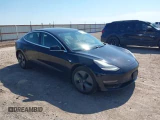 ✅ 2020 Tesla Model 3 Long Range • VIN: 5YJ3E1EB7LF599922 • Lot: 42714132. Wystawiony na IAAI z przebiegiem 171 199 mil. Bezpłatny archiwum sprzedaży aukcyjnych z USA i szczegółowy raport historii pojazdu na DreamBid. Zdjęcie 1.
