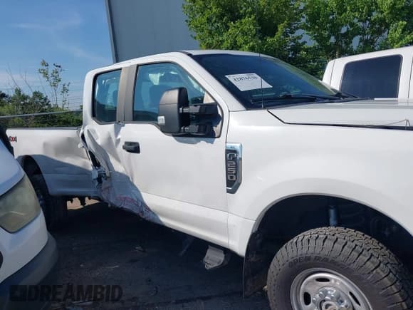 ✅ 2020 Ford F-250 XL • VIN: 1FT7X2B61LEC72619 • Лот: 42876530. Опубликован ранее на IAAI с пробегом Не указан. Бесплатный доступ к архиву аукционных продаж из США и подробный отчёт об истории автомобиля на DreamBid. Изображение 13.