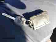 2018 Chevrolet Silverado 1500 LT z VIN 3GCUKREC4JG292008, wystawiony jako IAAI lot #43370209 z przebiegiem 96 545 mil mil oraz . Historia ofert i sprzedaży dostępna na DreamBid. Obrazek 11.