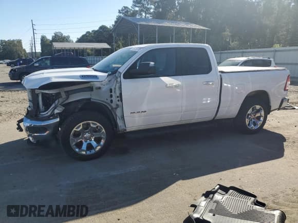 ✅ 2019 Ram 1500 Big Horn • VIN: 1C6RRFBG9KN691701 • Lot: 89735795. Wystawiony na Copart z przebiegiem 95 028 mil. Bezpłatny archiwum sprzedaży aukcyjnych z USA i szczegółowy raport historii pojazdu na DreamBid. Zdjęcie 1.