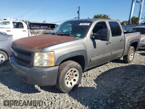 2012 Chevrolet Silverado 1500 LT with VIN 1GCPKSE73CF168498, listed as a Copart auction lot 82364765 with 204,684 mi miles and Clean title. Bid and sale history available at DreamBid. Image 1.