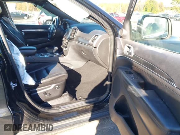 ✅ 2020 Jeep Grand Cherokee Limited X • VIN: 1C4RJFBG7LC181134 • Lot: 43602167. Listed on IAAI with 78,175 mi. Free auction sales archive from the USA and detailed vehicle history report at DreamBid. Image 5.