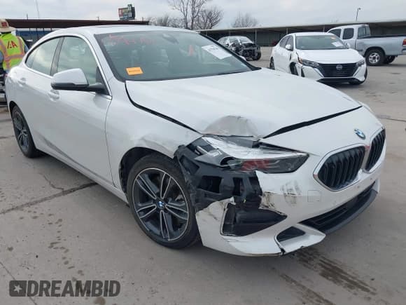 ✅ 2022 BMW 2 Series 228i • VIN: WBA53AK04N7K12122 • Lot: 41794766. Wystawiony na IAAI z przebiegiem 61 518 mil. Bezpłatny archiwum sprzedaży aukcyjnych z USA i szczegółowy raport historii pojazdu na DreamBid. Zdjęcie 6.