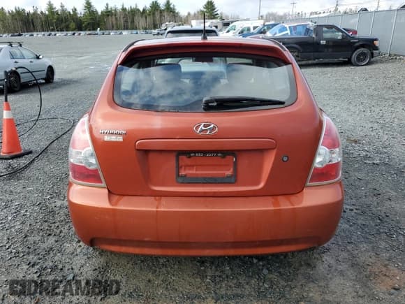 ✅ 2008 Hyundai Accent GS • VIN: KMHCN35C78U064314 • Лот: 56189685. Опубликован ранее на Copart с пробегом 203 676 миль. Бесплатный доступ к архиву аукционных продаж из США и подробный отчёт об истории автомобиля на DreamBid. Изображение 6.