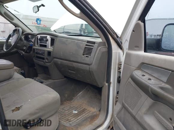 ✅ 2007 Dodge 2500 SLT • VIN: 1D7KS28C67J525121 • Lot: 41591016. Listed on IAAI with 224,865 mi. Free auction sales archive from the USA and detailed vehicle history report at DreamBid. Image 5.