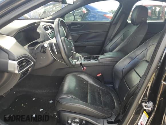 ✅ 2018 Jaguar XE S • VIN: SAJAG4FV0JCP17087 • Lot: 74130924. Listed on Copart with Not provided. Free auction sales archive from the USA and detailed vehicle history report at DreamBid. Image 7.